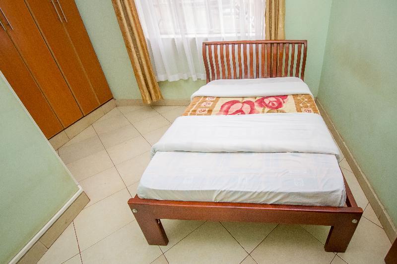 Serene Hotel Καμπάλα Εξωτερικό φωτογραφία