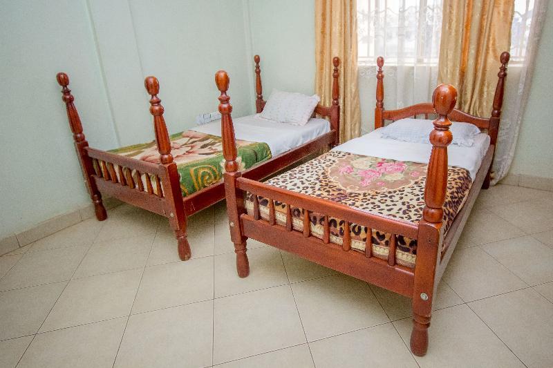 Serene Hotel Καμπάλα Εξωτερικό φωτογραφία